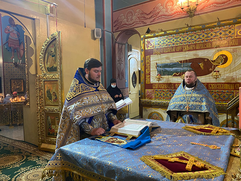 В Удомельском благочинии встретили праздник Рождества Пресвятой Владычицы нашей Богородицы и Приснодевы Марии 