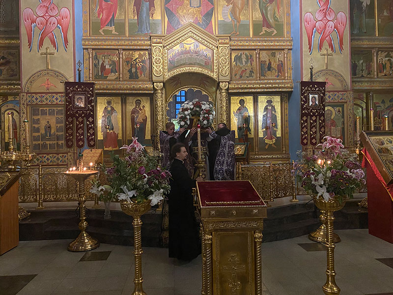 В Удомельском благочинии встретили двунадесятый праздник Воздвижения Честного и Животворящего Креста Господня.