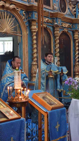 В храме Воскресения Словущего с.Сельцо-Карельское прошла праздничная служба.