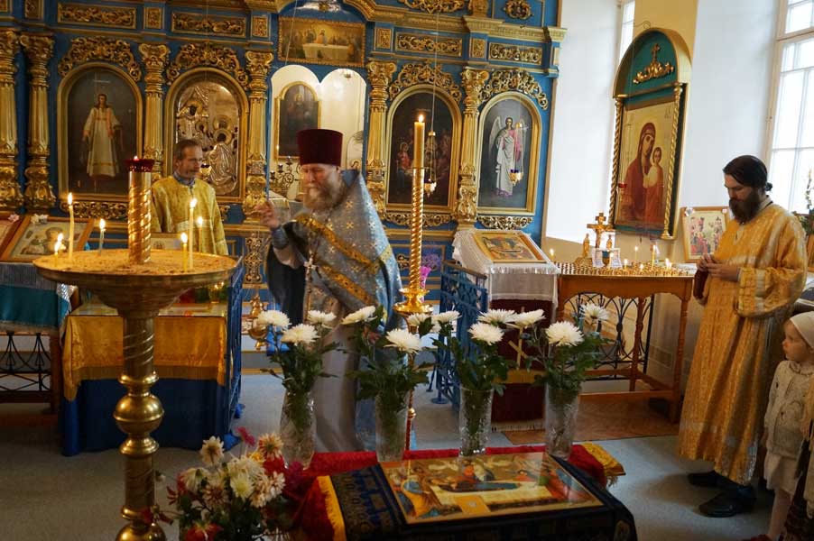 Праздник Успения Божией Матери молитвенно встретили в Удомельском благочинии