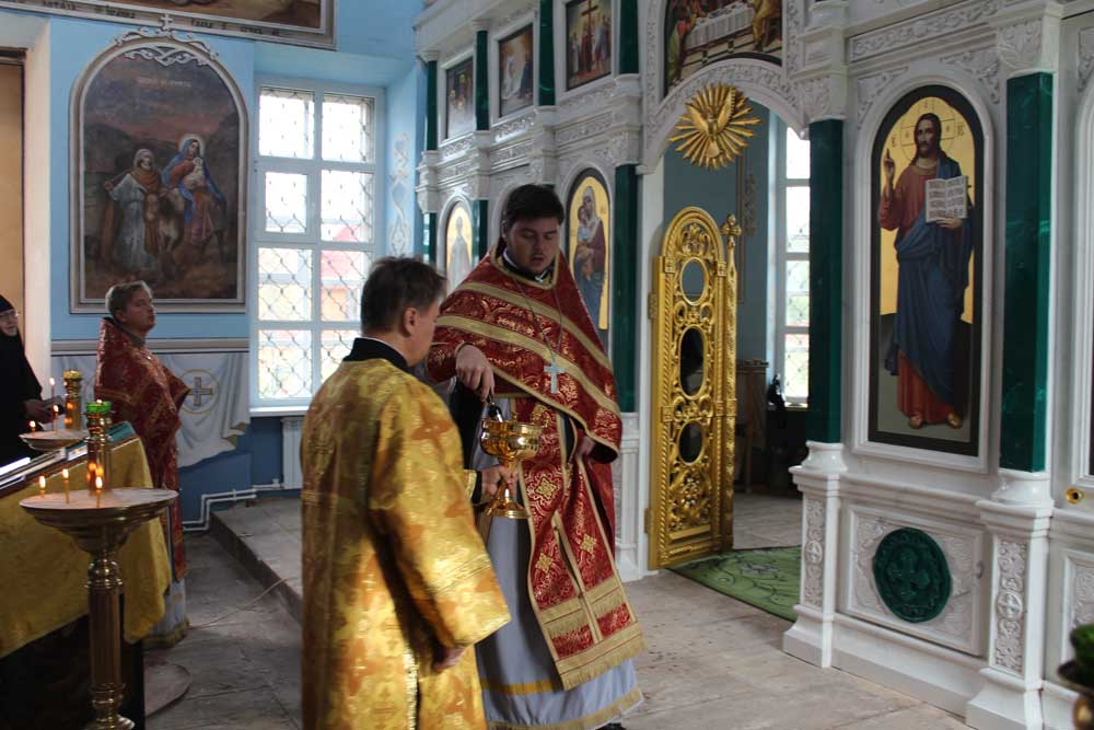Праздничная служба в Богоявленском храме с.Перхово