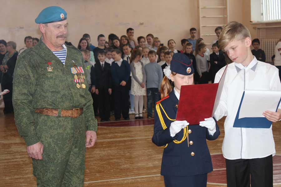Благословение на принятие кадетской присяги в Сиговской школе д.Касково.