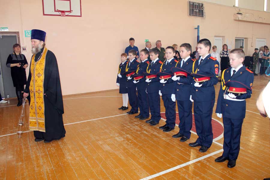 Благословение на принятие кадетской присяги в Сиговской школе д.Касково.