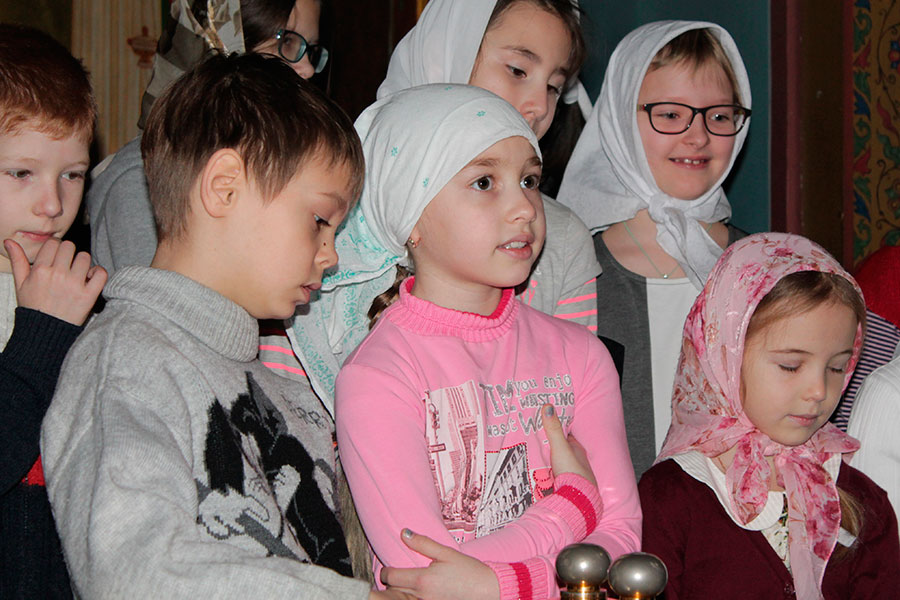 Детские Рождественские праздники прошли в Князь-Владимирском соборе г.Удомля