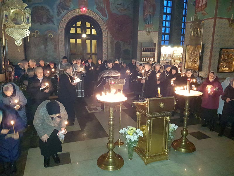 В Князь-Владимирском соборе г.Удомля завершилось чтение покаянного канона Андрея Критского
