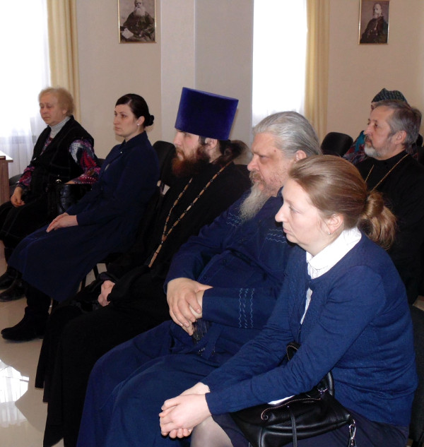 В Духовно-просветительском центре Бежецкой епархии состоялось заседание коллегии епархиального Отдела социального служения и благотворительности 