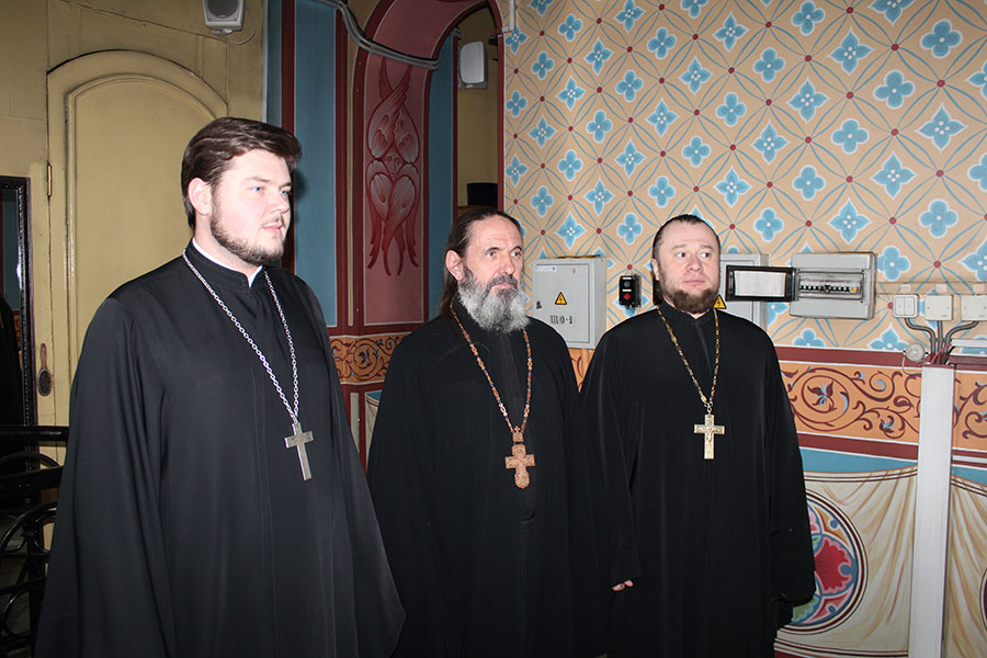 12 апреля в Князь-Владимирском соборе г.Удомля состоялась исповедь духовенства