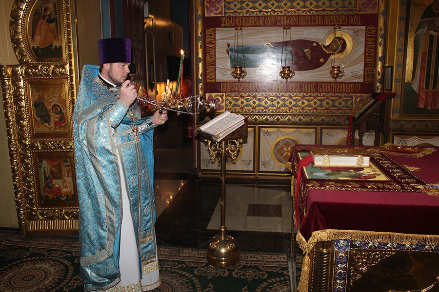 Празднование Святой Пасхи в Князь-Владимирском соборе г.Удомля