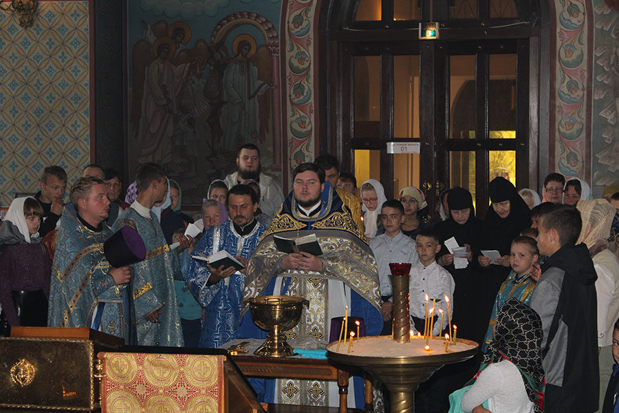 Молебен на начало нового учебного года был отслужен в Князь-Владимирском соборе г.Удомля